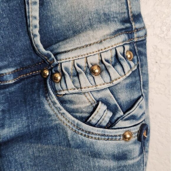 Osheas Jeans Shorts Womens Denim Bermuda Distressed Embellished Pockets Size 10 - Picture 10 of 11